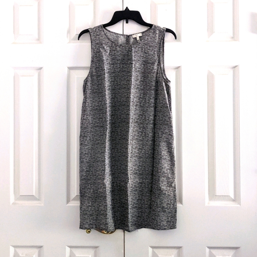 JOIE Sleeveless Black White 100% Silk Shift Dress